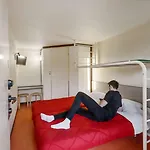 Première Classe Lille Sud Henin Beaumont Hotel