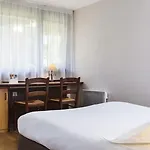 Première Classe Lille Sud Henin Beaumont 2*