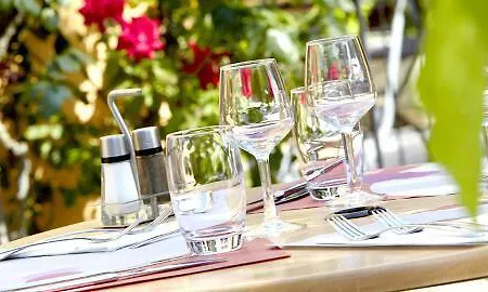 فندق Premiere Classe Lille Sud Henin Beaumont 2*